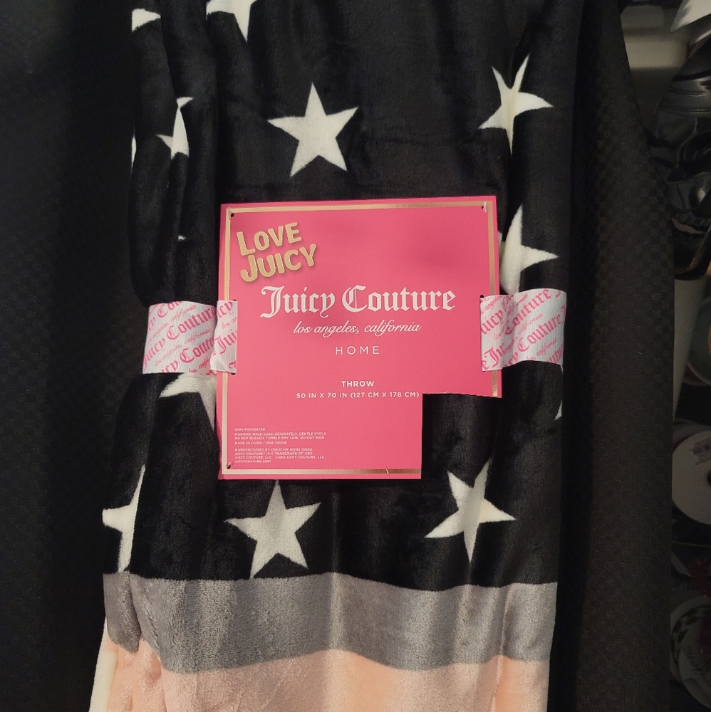 Plush throw